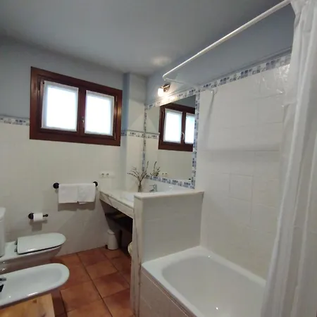 La Cruz De Paderne شقة