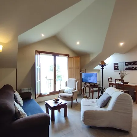 La Cruz De Paderne * نافيا