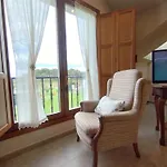 Apartment La Cruz De Paderne