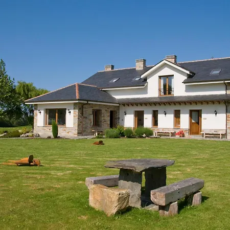 La Cruz De Paderne *